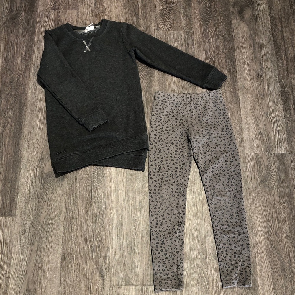 Diadora (S) Girls Sweatshirt Dress with H&M (7-8) Cozy Winter Leopard Leggings